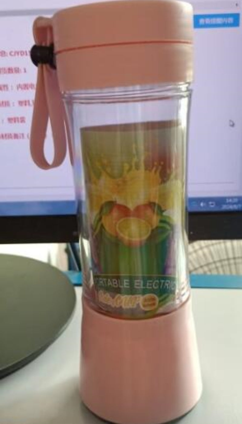 Portable Blender with USB Rechargeable Mini Fruit Juice Blender for Kitchen, Simple and Portable